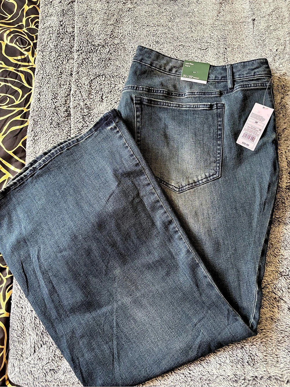 Mid-Rise Flare Jeans Blue Waist 30/32 NWT